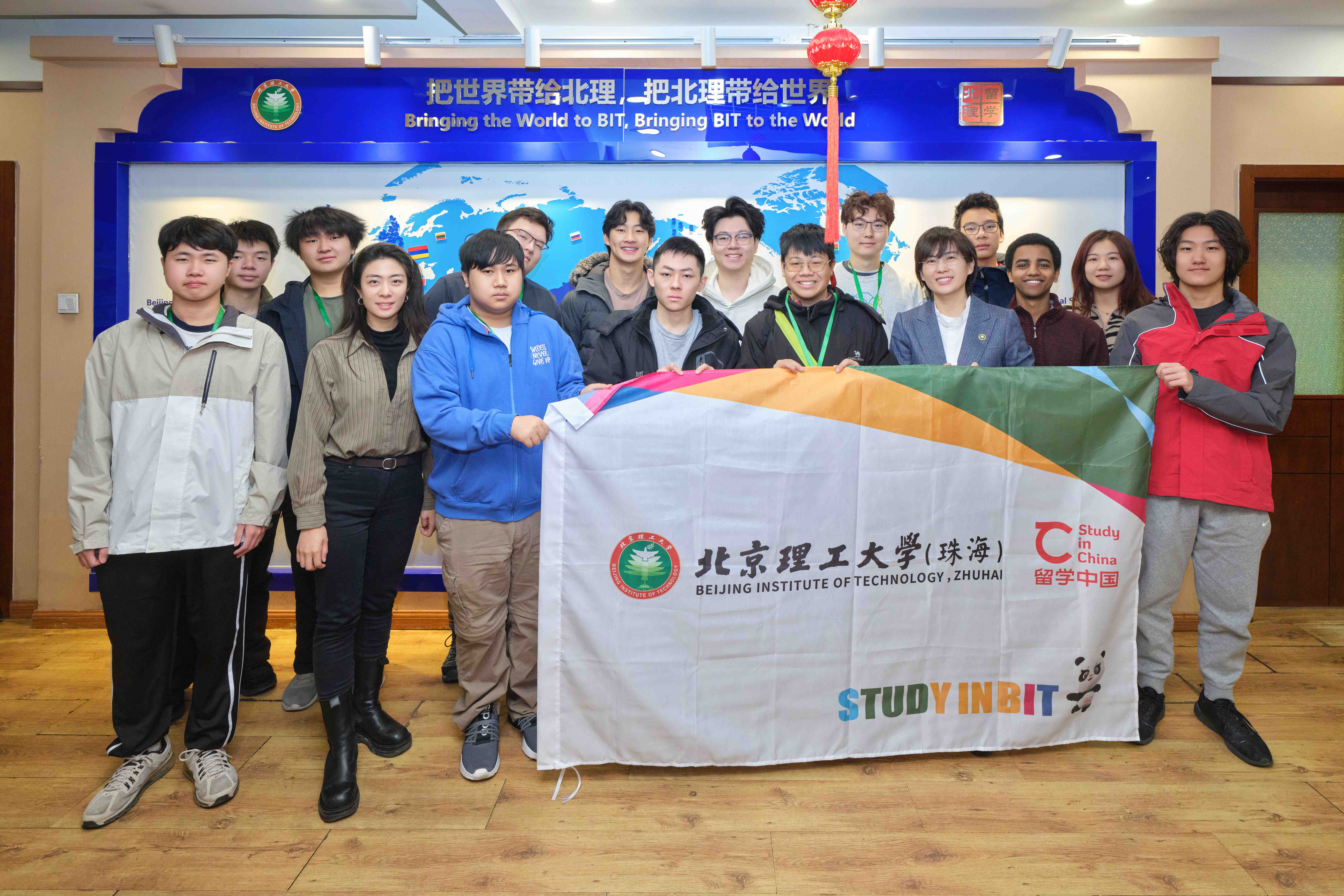 9083de9f-c080-4276-b748-5233eefba800.jpg